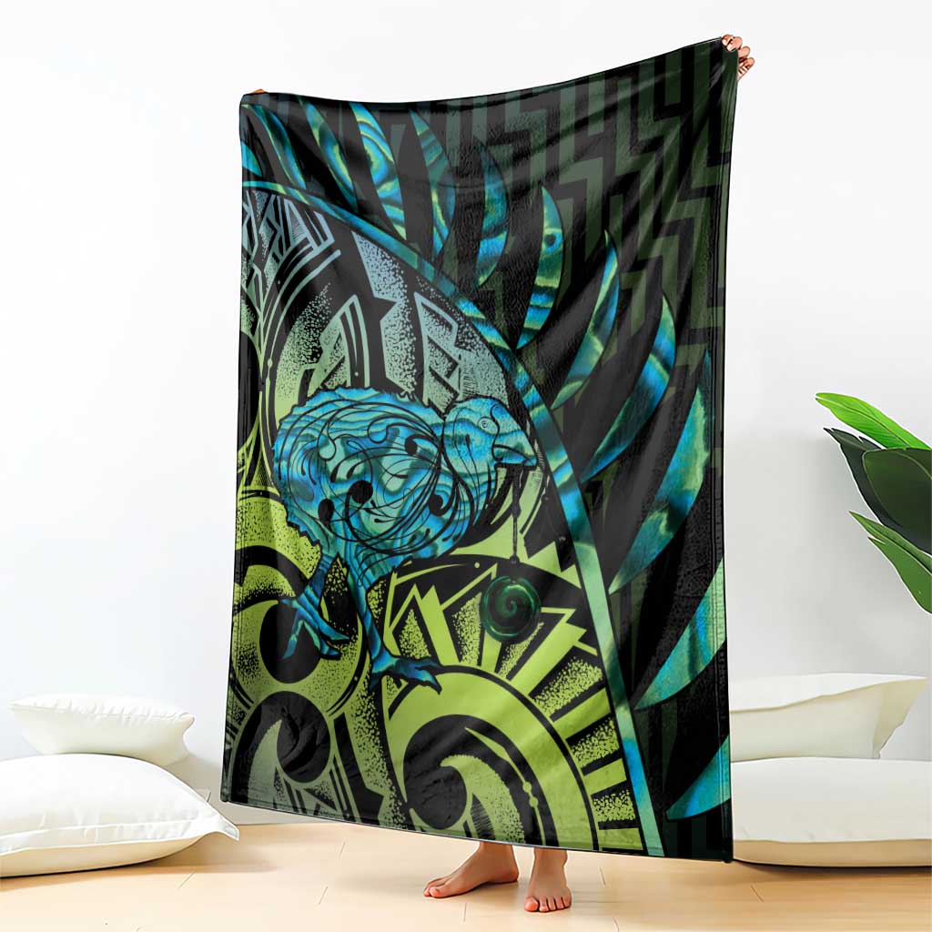 Southland Takehe Pounama Blanket Aotearoa Poutama Paua Shell Fern