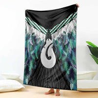 Aotearoa Korowai Motif Blanket Hei Matau Poutama Maori Pattern