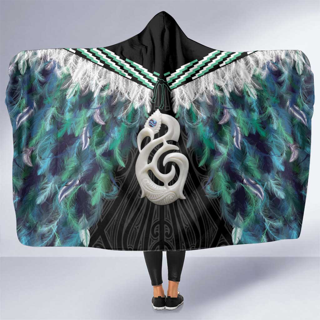 Aotearoa Korowai Motif Hooded Blanket Hei Manaia Poutama Maori Pattern