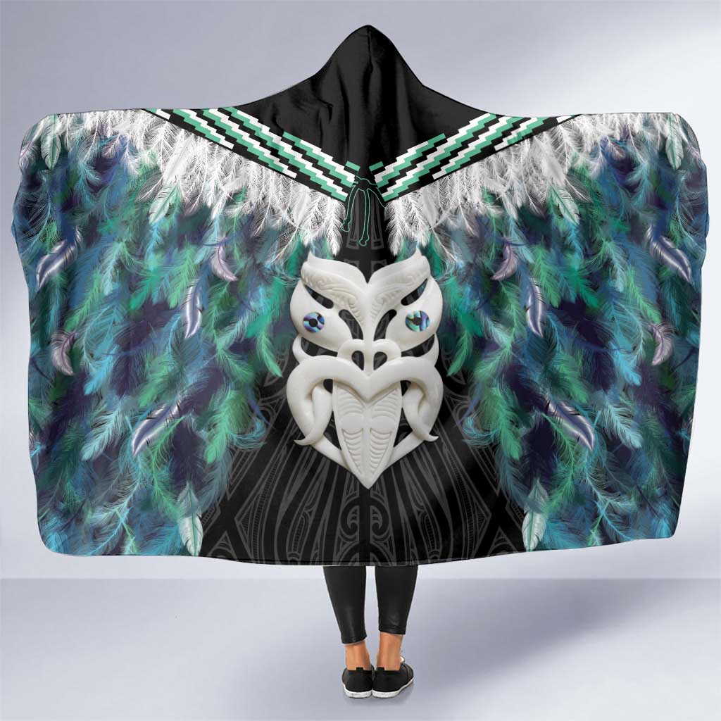 Aotearoa Korowai Motif Hooded Blanket Maori Wheku Poutama