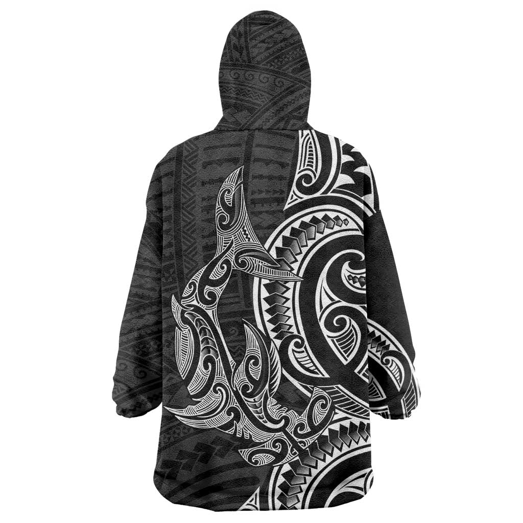 New Zealand Hammerhead Shark Wearable Blanket Hoodie Maori Haehae Mangopare Black LT14 - Polynesian Pride