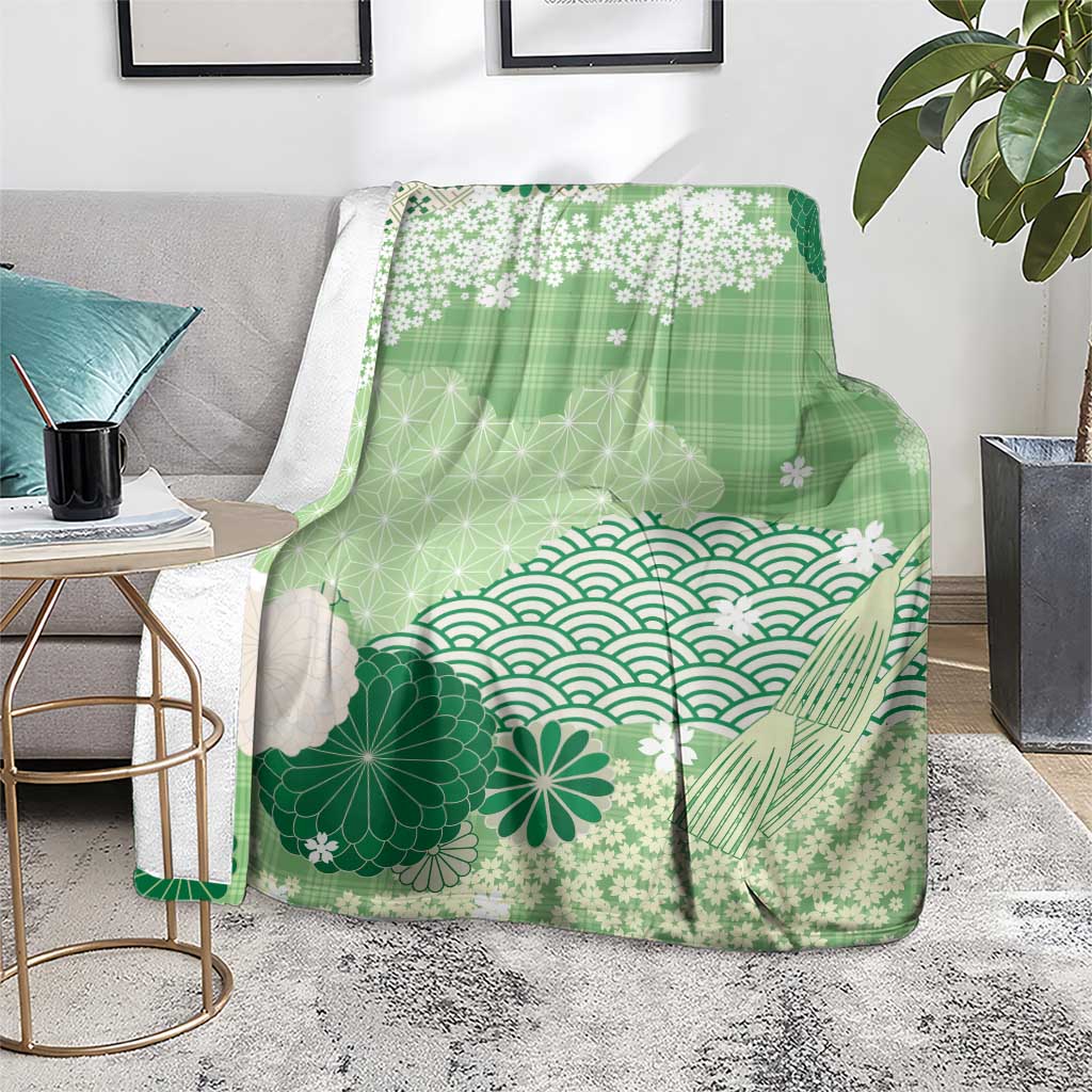 Green Palaka Japanese Patterns Blanket Asanoha Seigaiha Sakura Motif LT14 - Polynesian Pride
