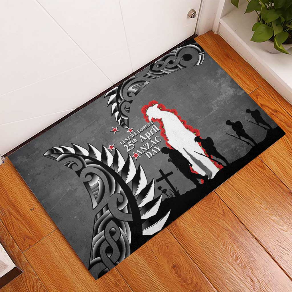 New Zealand ANZAC Day Rubber Doormat 25th April Silver Fern With Poppy