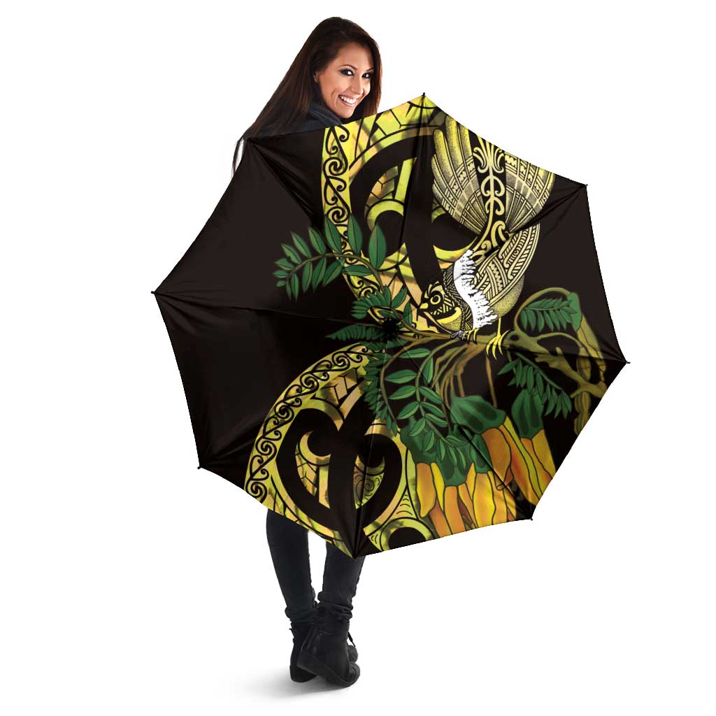 Yellow New Zealand Kowhai And Piwakawaka Umbrella Maori Ngaru Paua Shell - Polynesian Pride