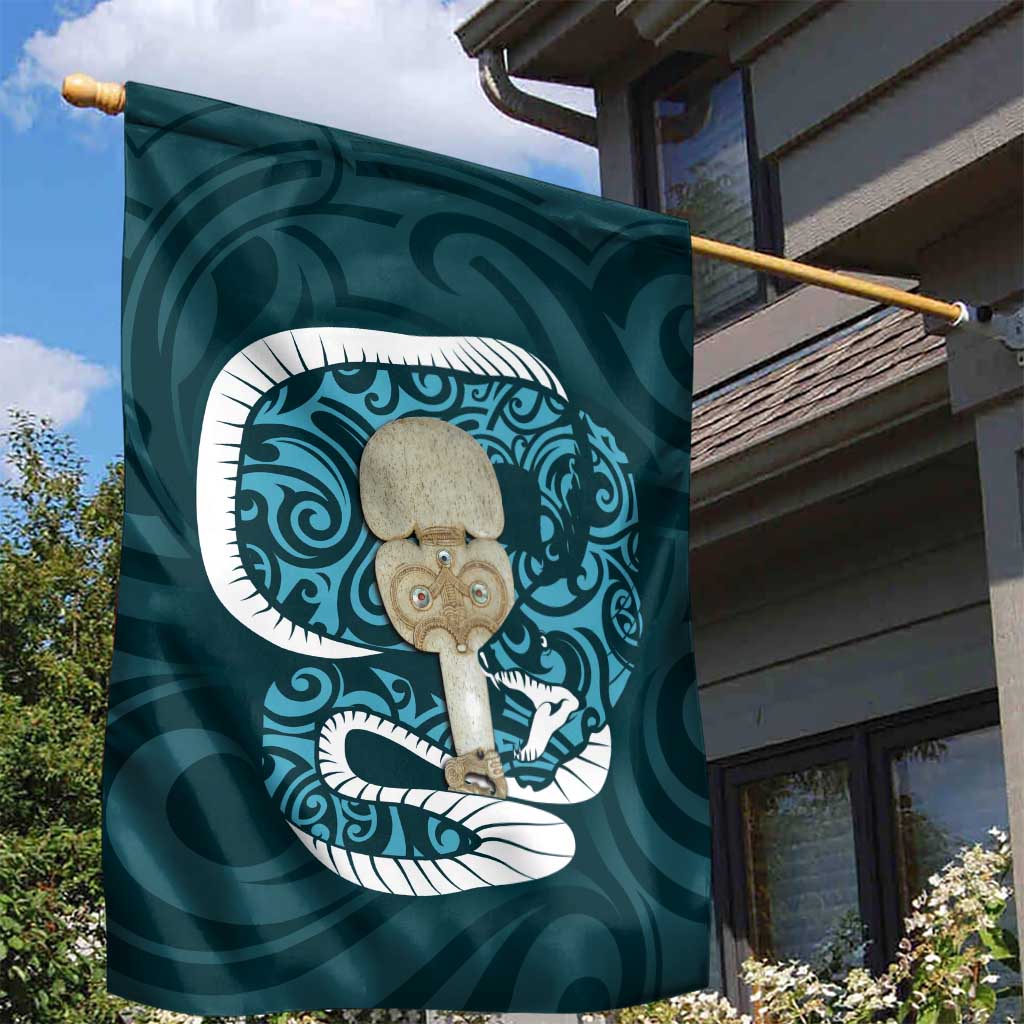 Turquoise New Zealand Eel Garden Flag Aotearoa Maori Tuna With Kotiate Weapon