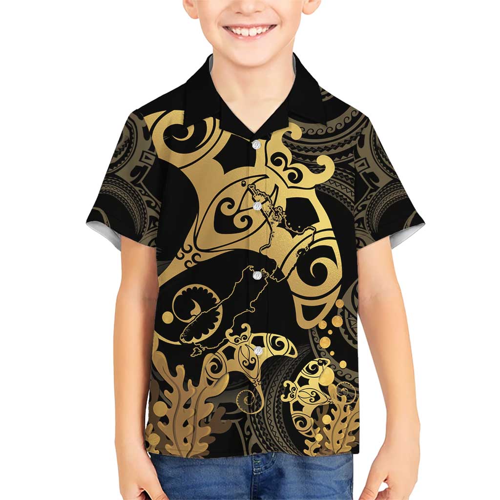 Black And Gold Aotearoa Whai Kid Hawaiian Shirt NZ Stingrays Maori Curves Style LT14 Kid Gold - Polynesian Pride