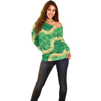 Green Palaka Hawaii Mele Kalikimaka Off Shoulder Sweater Ohia Lehua Monstera Puakenikeni Lei - Polynesian Pride