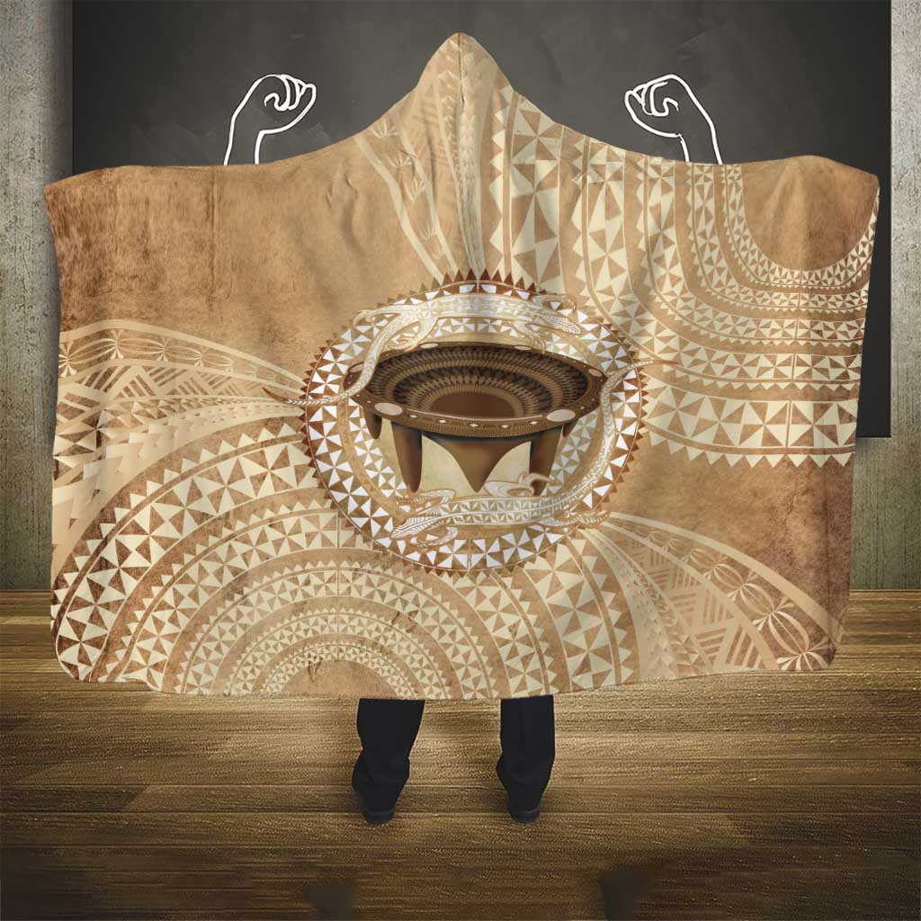 Tonga Skink Kava Bowl Hooded Blanket Vintage Tongan Ngatu Pattern