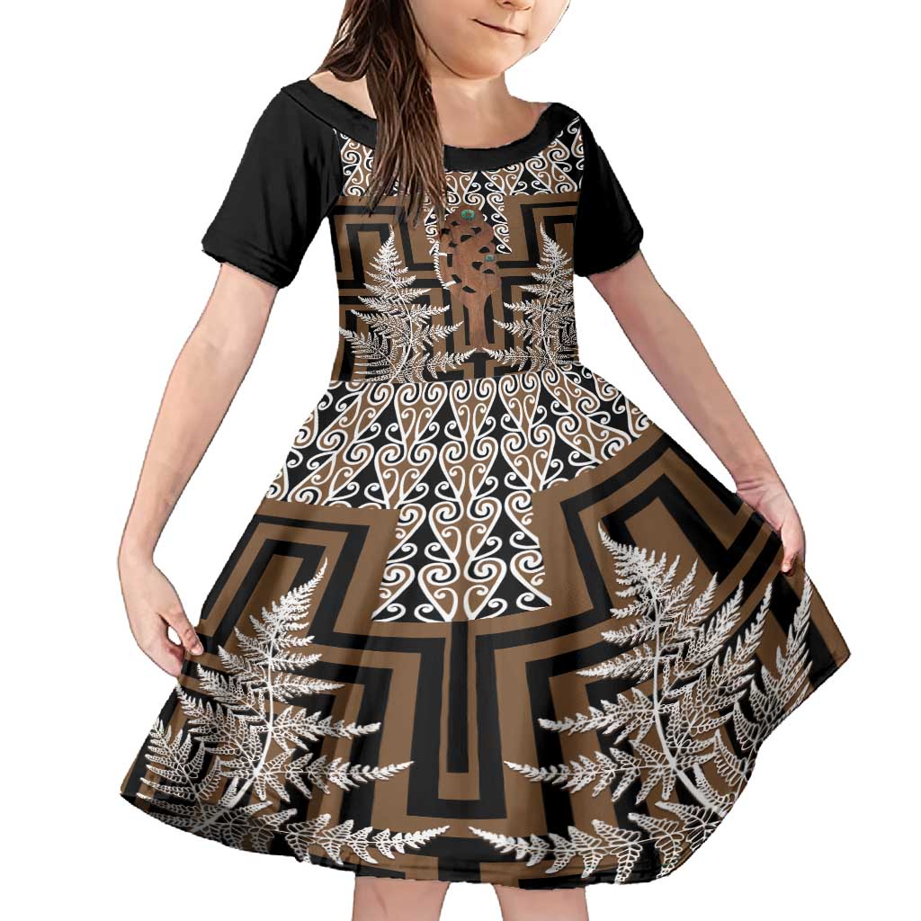 New Zealand Family Matching Off Shoulder Short Dress and Hawaiian Shirt Maori Maripi Knife With Poutama Art LT14 Daughter's Dress Brown - Polynesian Pride