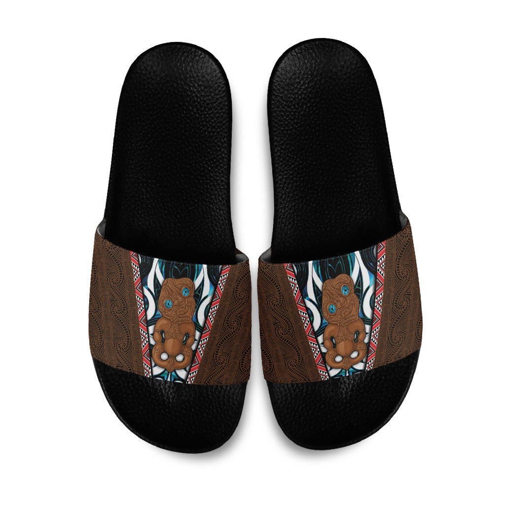 New Zealand Whakairo Slide Sandals Tiki Maori Carving Taniko Motifs LT14 Multicolor - Polynesian Pride