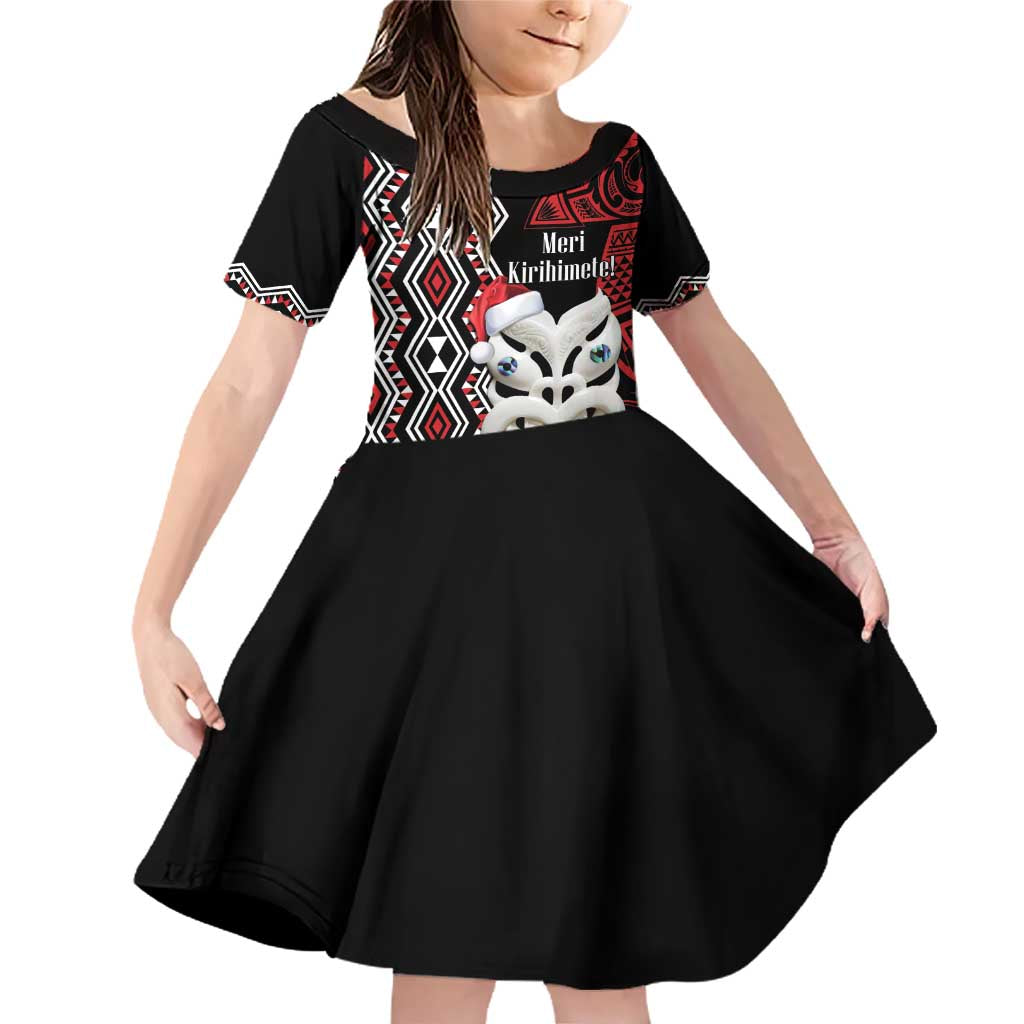 Personalised New Zealand Christmas Family Matching Off Shoulder Short Dress and Hawaiian Shirt Meri Kirihimete Maori Wheku - Taniko Art LT14 Daughter's Dress Black - Polynesian Pride