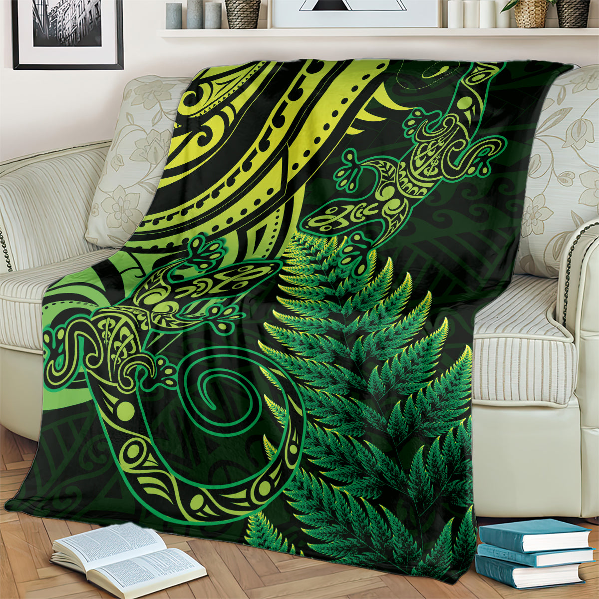 New Zealand Lizard Blanket Silver Fern Aotearoa Maori Green Version