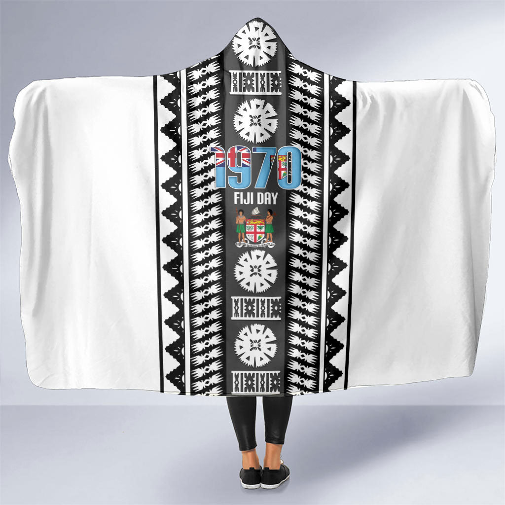 Fiji Day 1970 Hooded Blanket For Fiji Ever Fiji Tapa Pattern White LT14 One Size White - Polynesian Pride