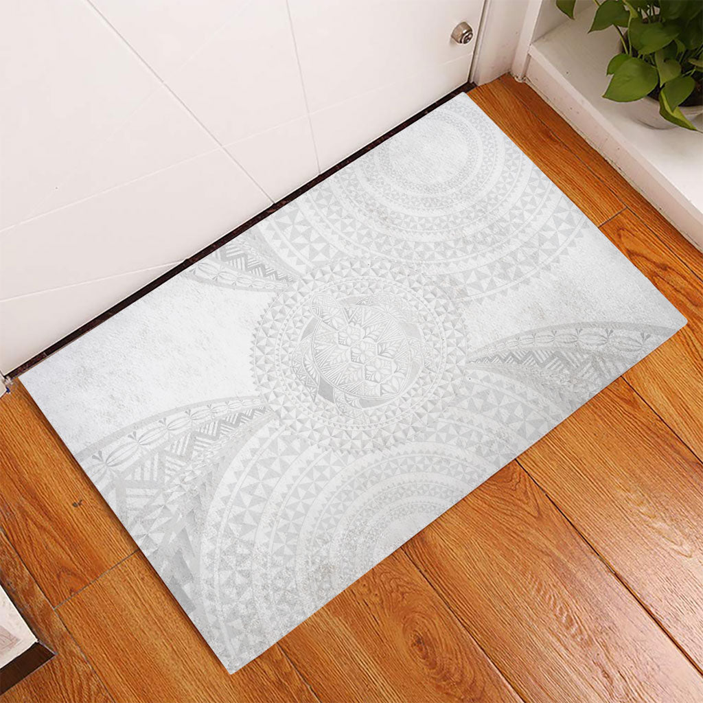 Tonga White Sunday Rubber Doormat Fakame Tongan Ngatu Turtle LT14 - Polynesian Pride