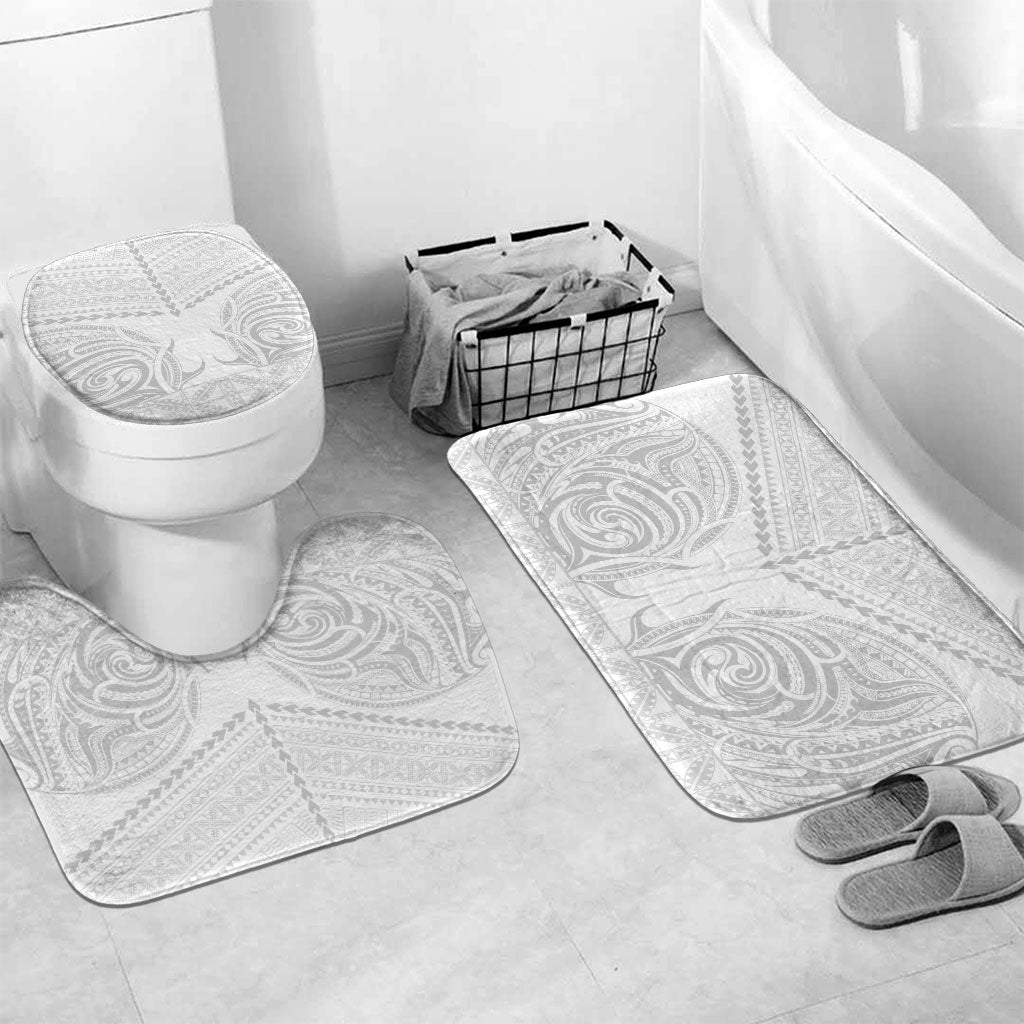 Niue White Sunday Bathroom Set Aho Tapu Fanau Hiapo Pattern LT14 Mat Set Only (3 pcs) One Size White - Polynesian Pride