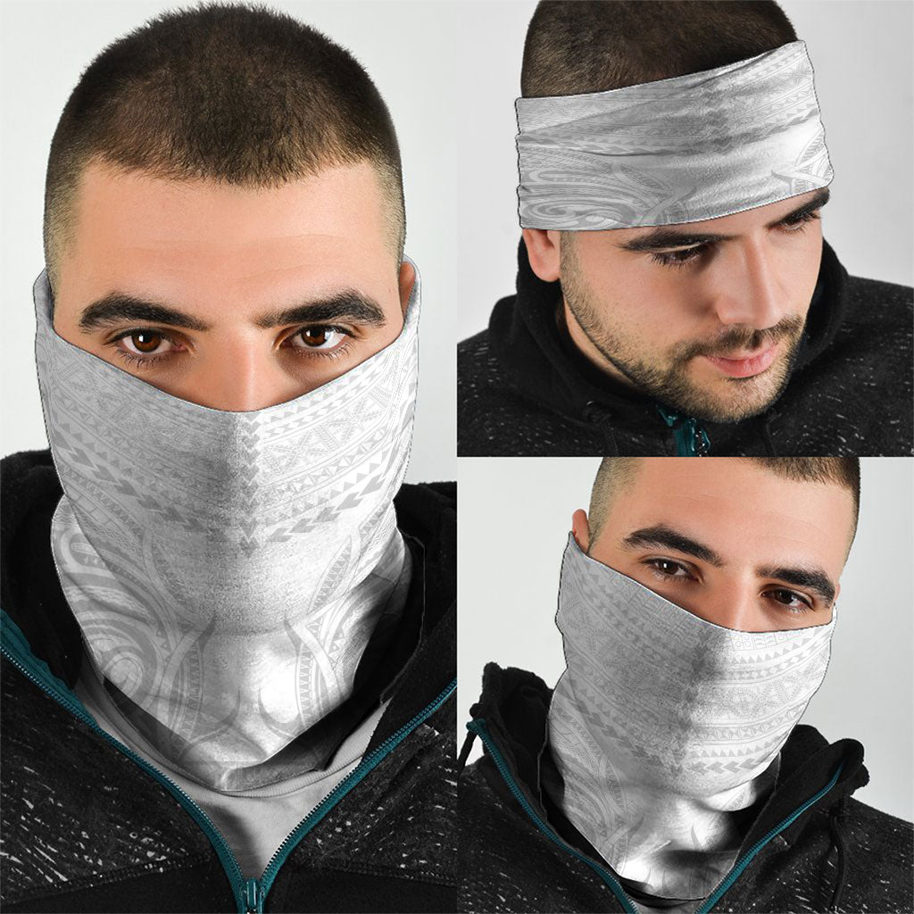 Niue White Sunday Neck Gaiter Aho Tapu Fanau Hiapo Pattern LT14 - Polynesian Pride