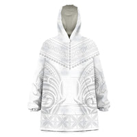 Niue White Sunday Wearable Blanket Hoodie Aho Tapu Fanau Hiapo Pattern LT14 One Size White - Polynesian Pride