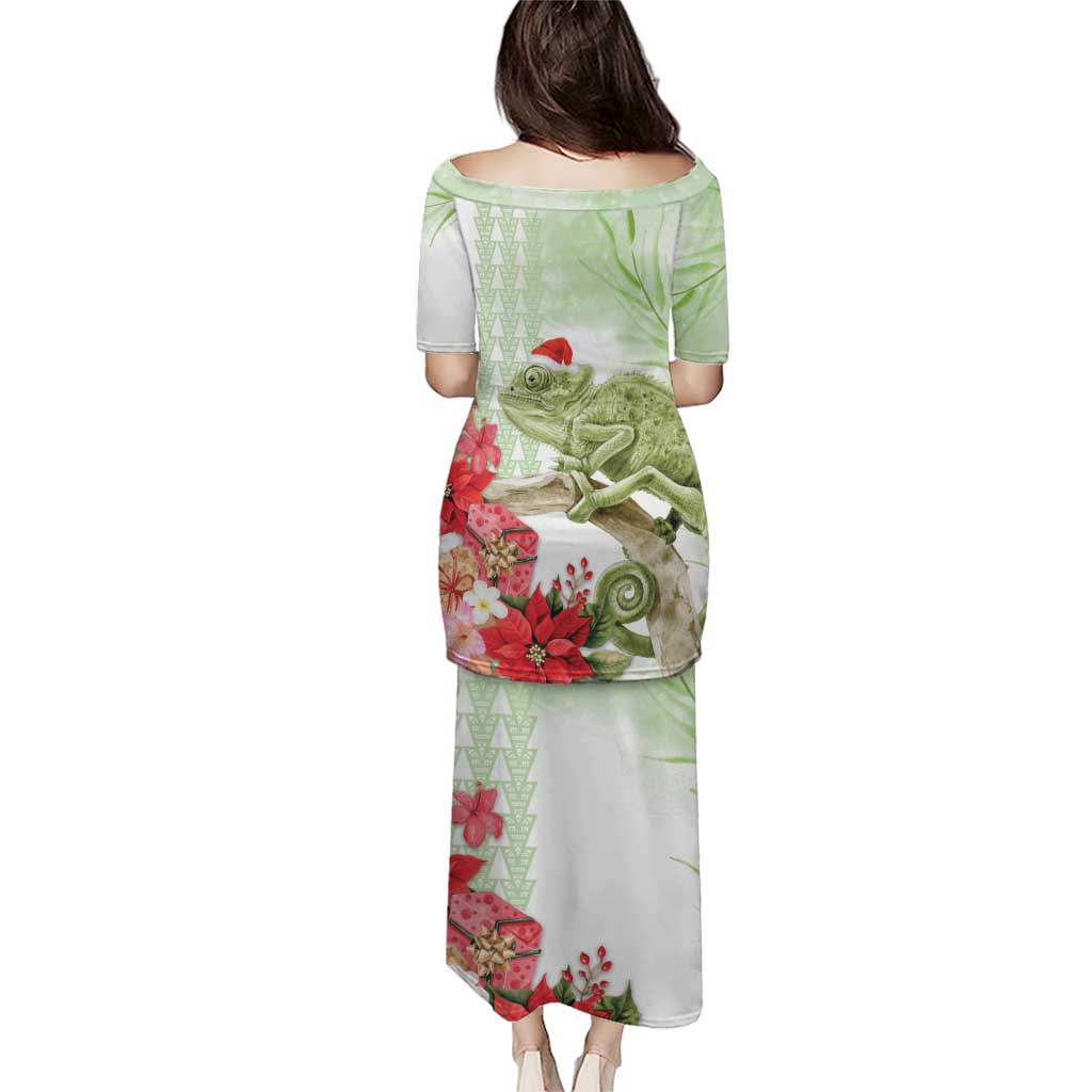 Pastel Green Hawaii Chameleon Christmas Puletasi Mele Kalikimaka Kakau - Watercolor