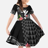 Hawaii Iwa Bird Family Matching Puletasi and Hawaiian Shirt Great Frigatebird Kanaka Tropical Flowers LT14 Daughter's Dress Black - Polynesian Pride