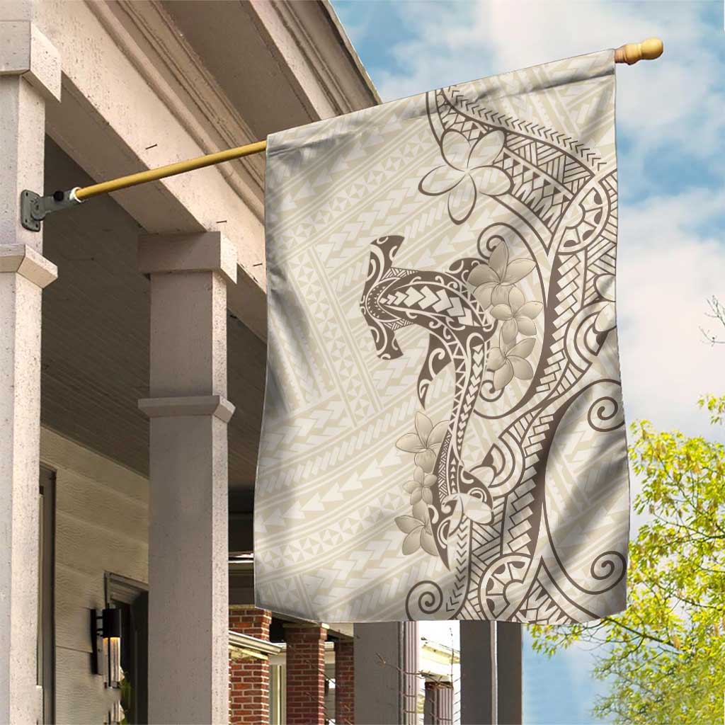 Beige Hawaii Garden Flag Hammerhead Shark Tattoo Curve Polynesian - Polynesian Pride