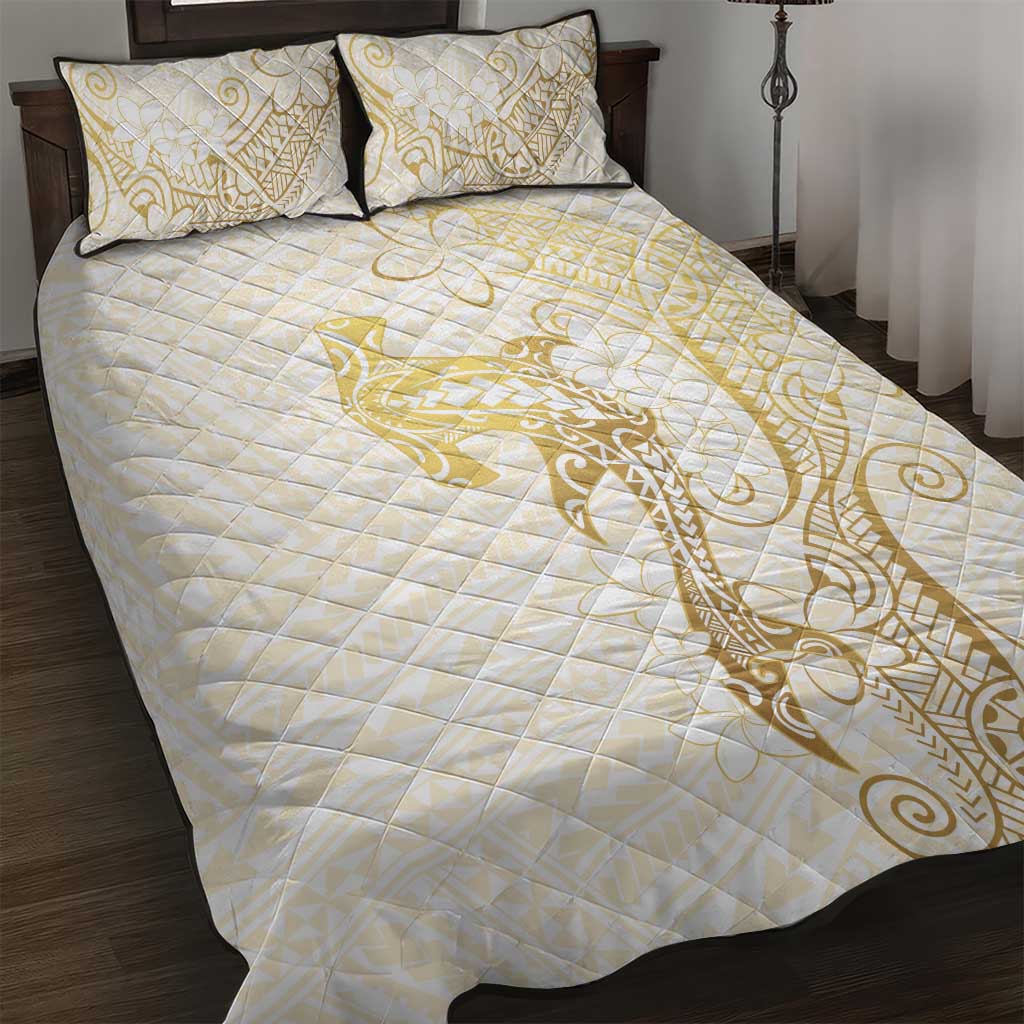 Gold and White Hawaii Quilt Bed Set Hammerhead Shark Tattoo Curve Polynesian - Polynesian Pride
