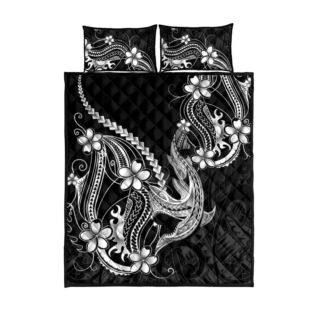 Black Aloha Hawaii Quilt Bed Set Polynesian Shark Tattoo With Plumeria - Polynesian Pride