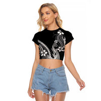 Black Aloha Hawaii Raglan Cropped T Shirt Polynesian Shark Tattoo With Plumeria - Polynesian Pride
