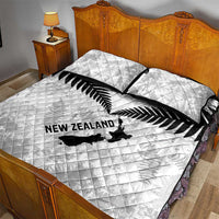 Custom New Zealand Silver Fern Football Quilt Bed Set Go Aotearoa Grunge White - Polynesian Pride