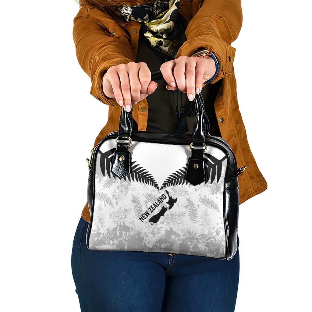 Custom New Zealand Silver Fern Football Shoulder Handbag Go Aotearoa Grunge White LT14 One Size White - Polynesian Pride