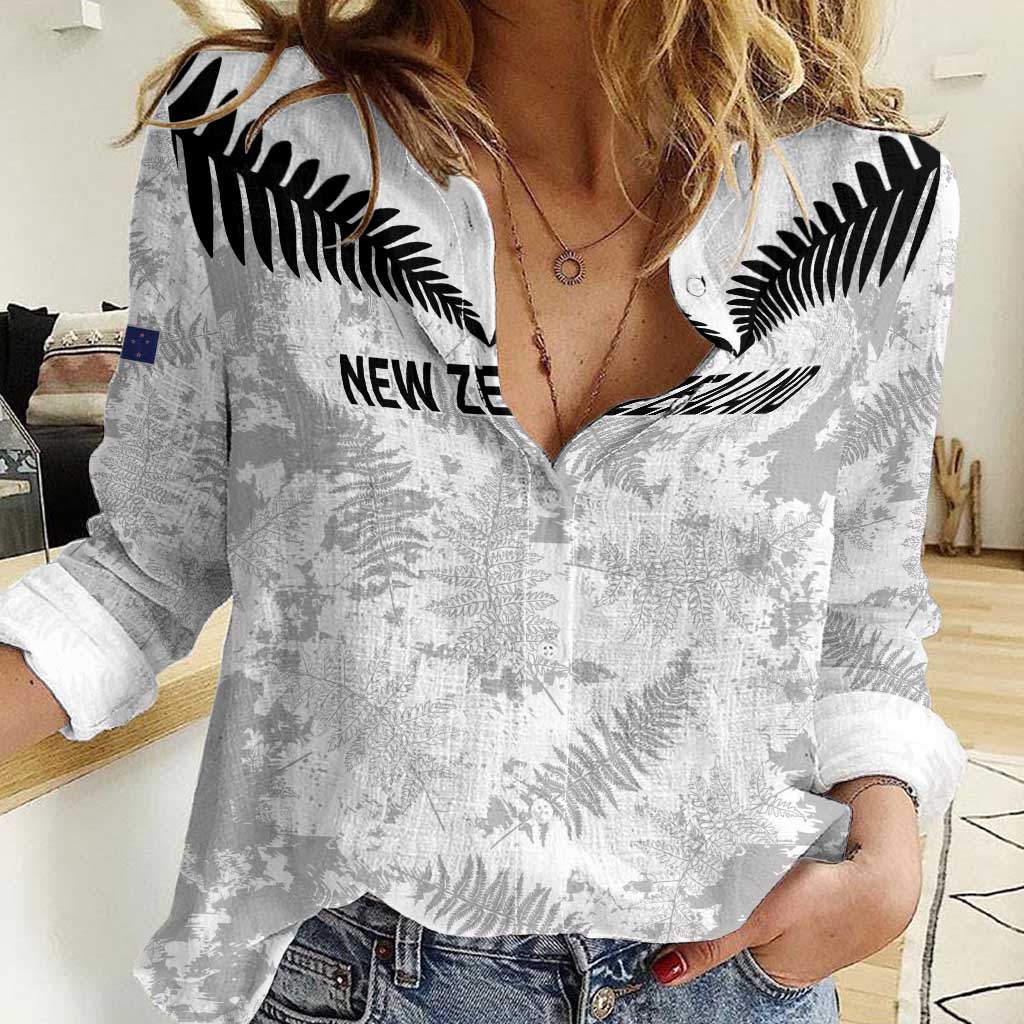 Custom New Zealand Silver Fern Football Women Casual Shirt Go Aotearoa Grunge White LT14 Female White - Polynesian Pride