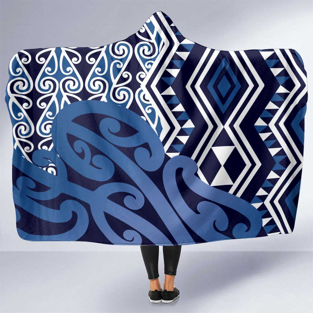 New Zealand Hooded Blanket Aotearoa Kowhaiwhai Mix Taniko Art - Blue