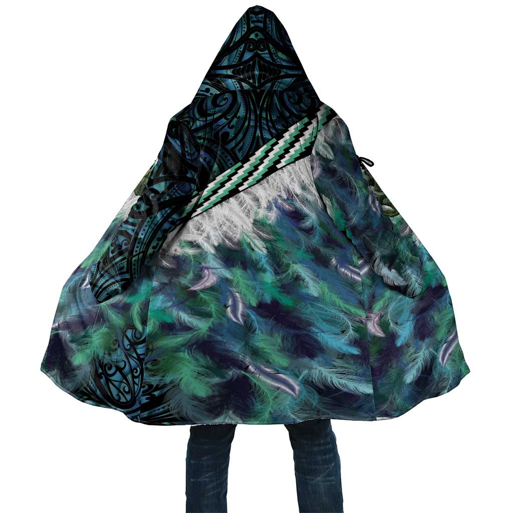Turquoise Traditional Cloak Aotearoa Cloak Maori Paua Shell Korowai Pattern - Polynesian Pride