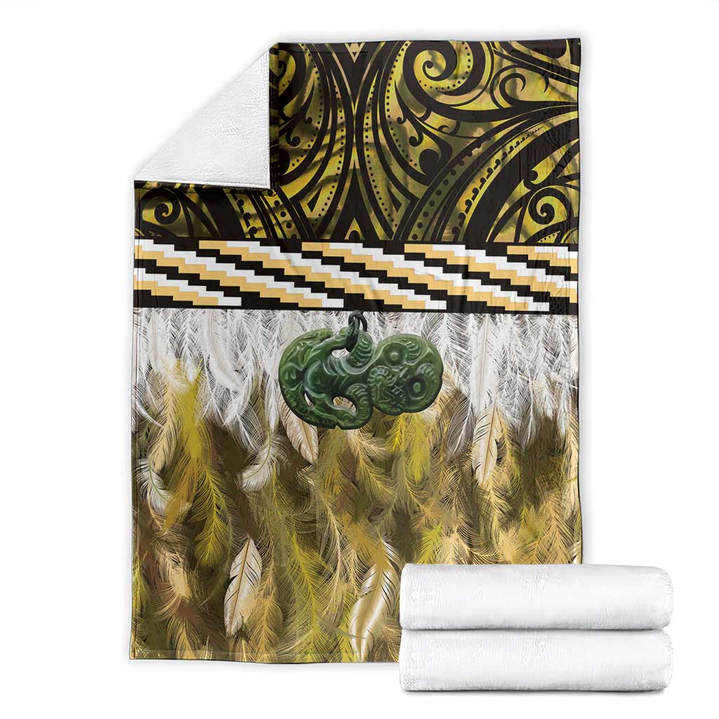 Yellow Traditional Cloak Aotearoa Blanket Maori Paua Shell Korowai Pattern