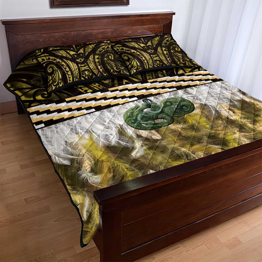 Yellow Traditional Cloak Aotearoa Quilt Bed Set Maori Paua Shell Korowai Pattern