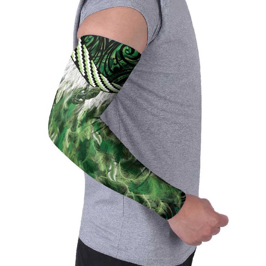 Green Traditional Cloak Aotearoa Arm Sleeves Maori Paua Shell Korowai Pattern LT14 - Polynesian Pride