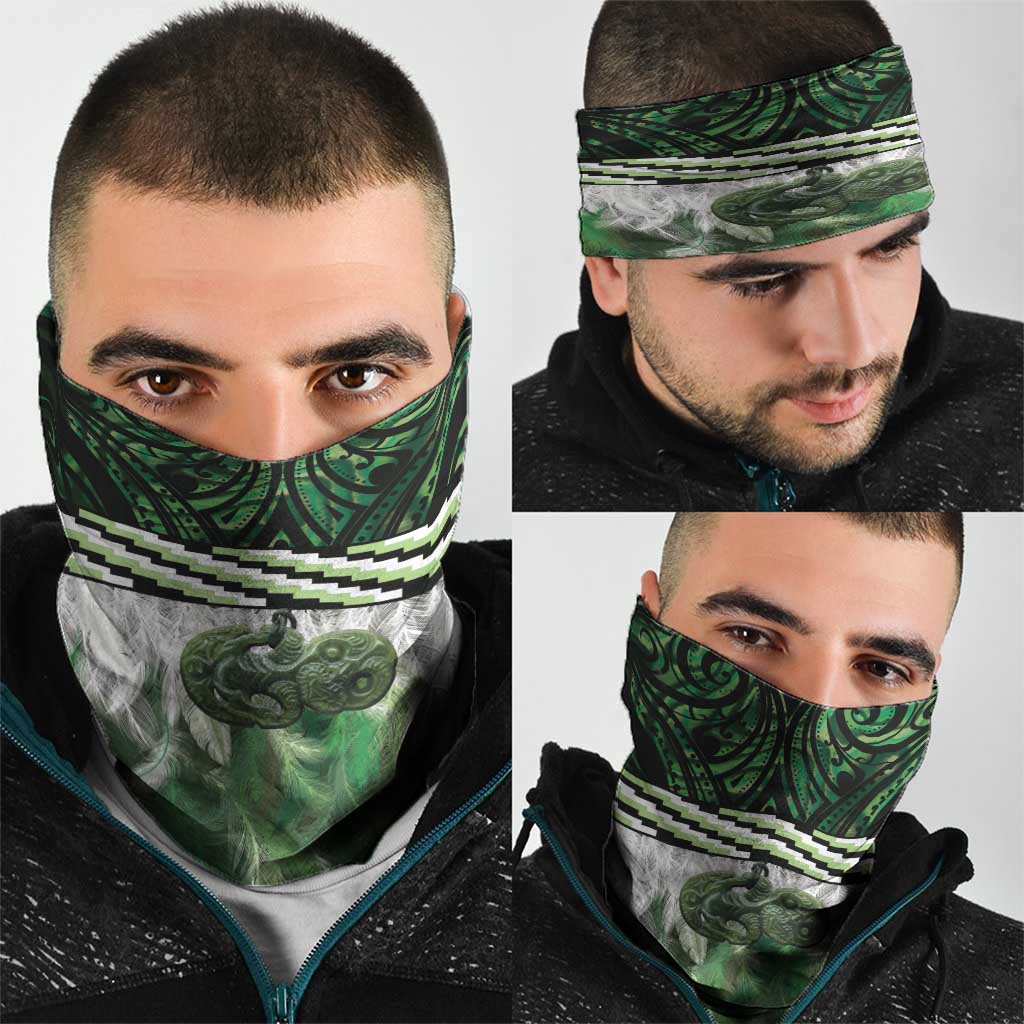 Green Traditional Cloak Aotearoa Neck Gaiter Maori Paua Shell Korowai Pattern LT14 - Polynesian Pride