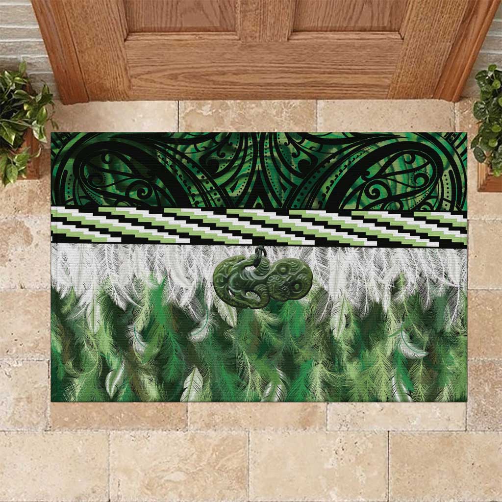 Green Traditional Cloak Aotearoa Rubber Doormat Maori Paua Shell Korowai Pattern