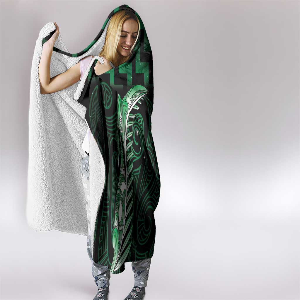 Green Matariki New Zealand Hooded Blanket Maori Poutama Galaxy Vibes LT14 - Polynesian Pride