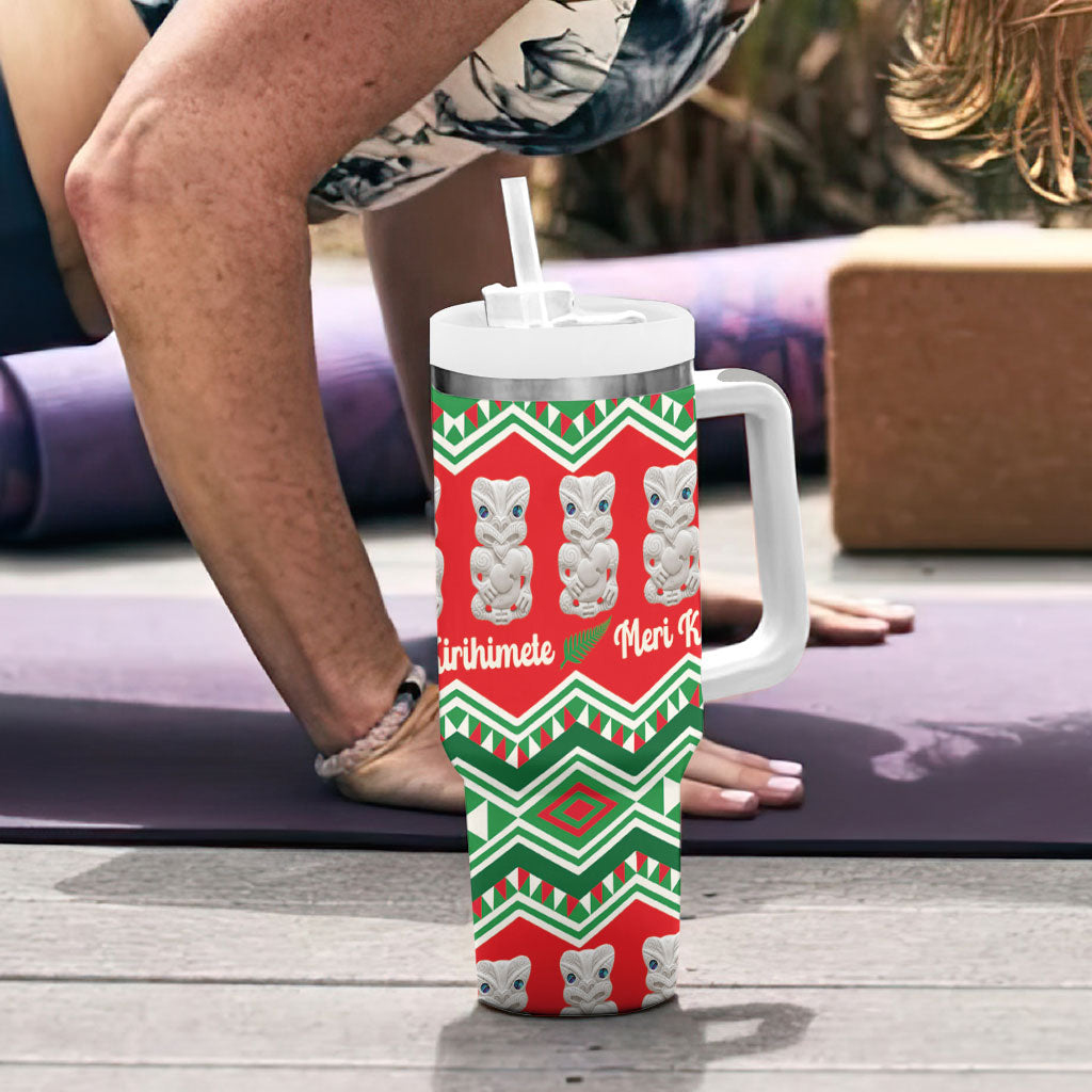 New Zealand Christmas In July Tumbler With Handle Meri Kirihimete Hei Tiki Taniko Motifs Seamless LT14 - Polynesian Pride
