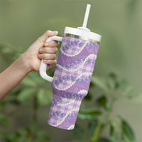 Purple Hawaii Palaka Honohono Pikake Tumbler With Handle Hawaiian Orchid Lei Polynesian Pattern - Polynesian Pride
