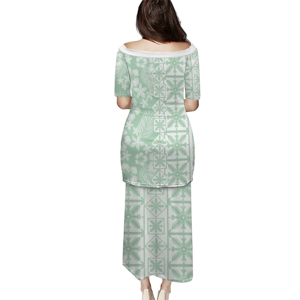 Pastel Green Kahili Quilt Hawaii Puletasi Tropical Flower Seamless Half Style