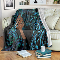 Maripi New Zealand Blanket Maori Weapon Paua Shell Haka Fern