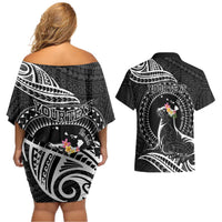 Personalised Hawaii Monk Seal Couples Matching Off Shoulder Short Dress and Hawaiian Shirt Polynesian Tattoo With Tropical Flowers - Black