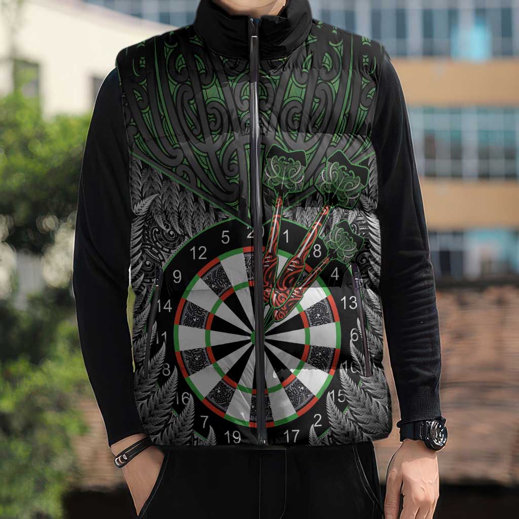 Personalised New Zealand Darts Sleeveless Puffer Jacket Dartboard Maori Fern Puhoro Art - Polynesian Pride