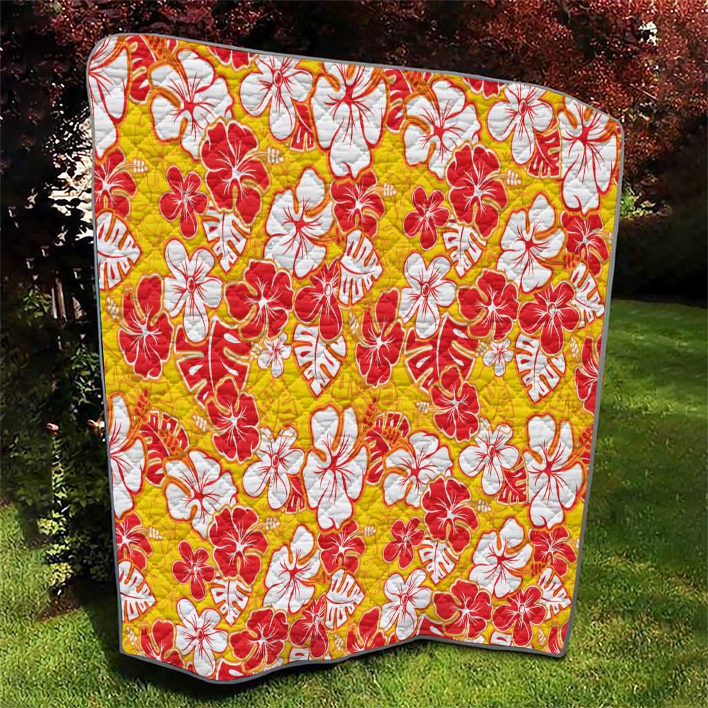 Yellow Hawaii Hibiscus Quilt Tropical Flowers Seamless Pattern - Polynesian Pride
