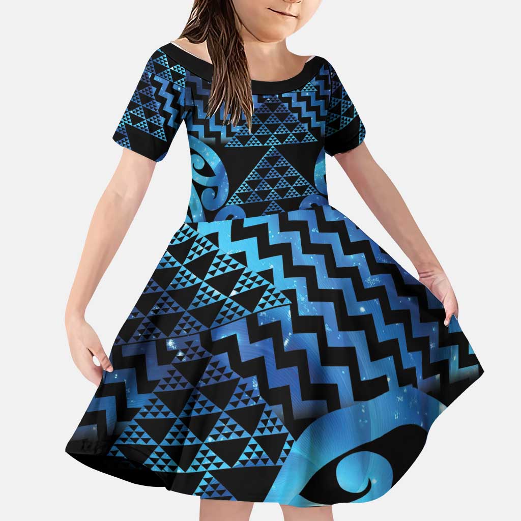 Taniko Motifs Matariki New Zealand Family Matching Off The Shoulder Long Sleeve Dress and Hawaiian Shirt NZ Niho Taniwha Poutama LT14 Daughter's Dress Blue - Polynesian Pride