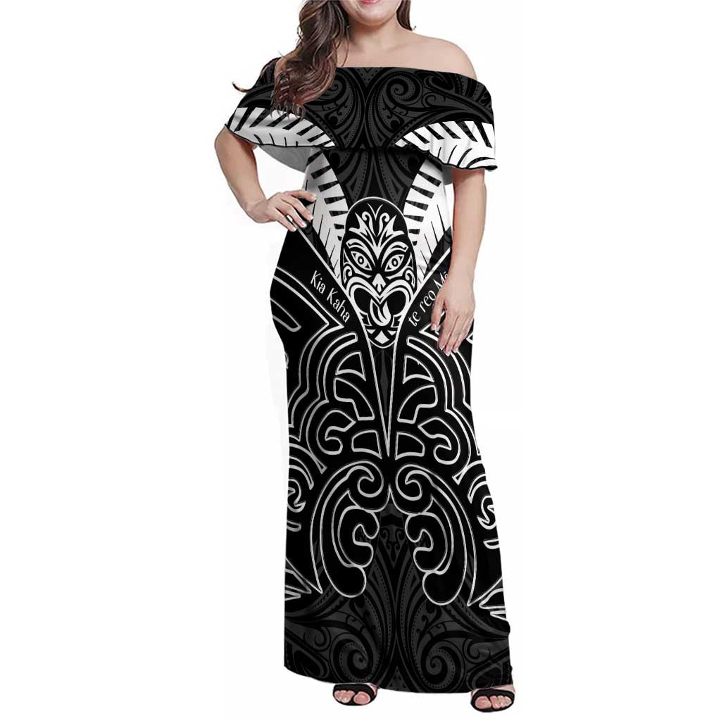 Kia Kaha Te Reo Maori Family Matching Off Shoulder Maxi Dress and Hawaiian Shirt Aotearoa Hei Tiki With Hongi LT14 Mom's Dress Black - Polynesian Pride