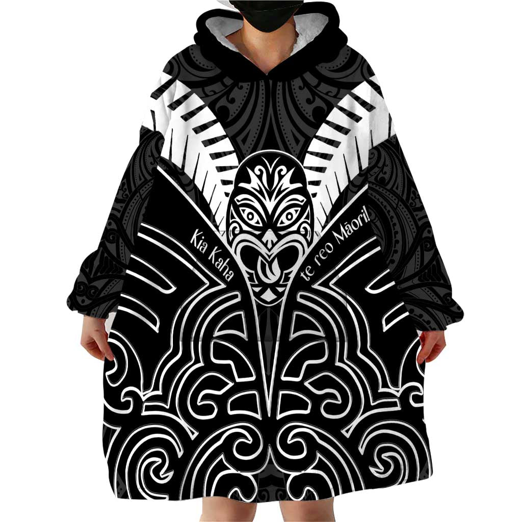 Kia Kaha Te Reo Maori Wearable Blanket Hoodie Aotearoa Hei Tiki With Hongi LT14 - Polynesian Pride
