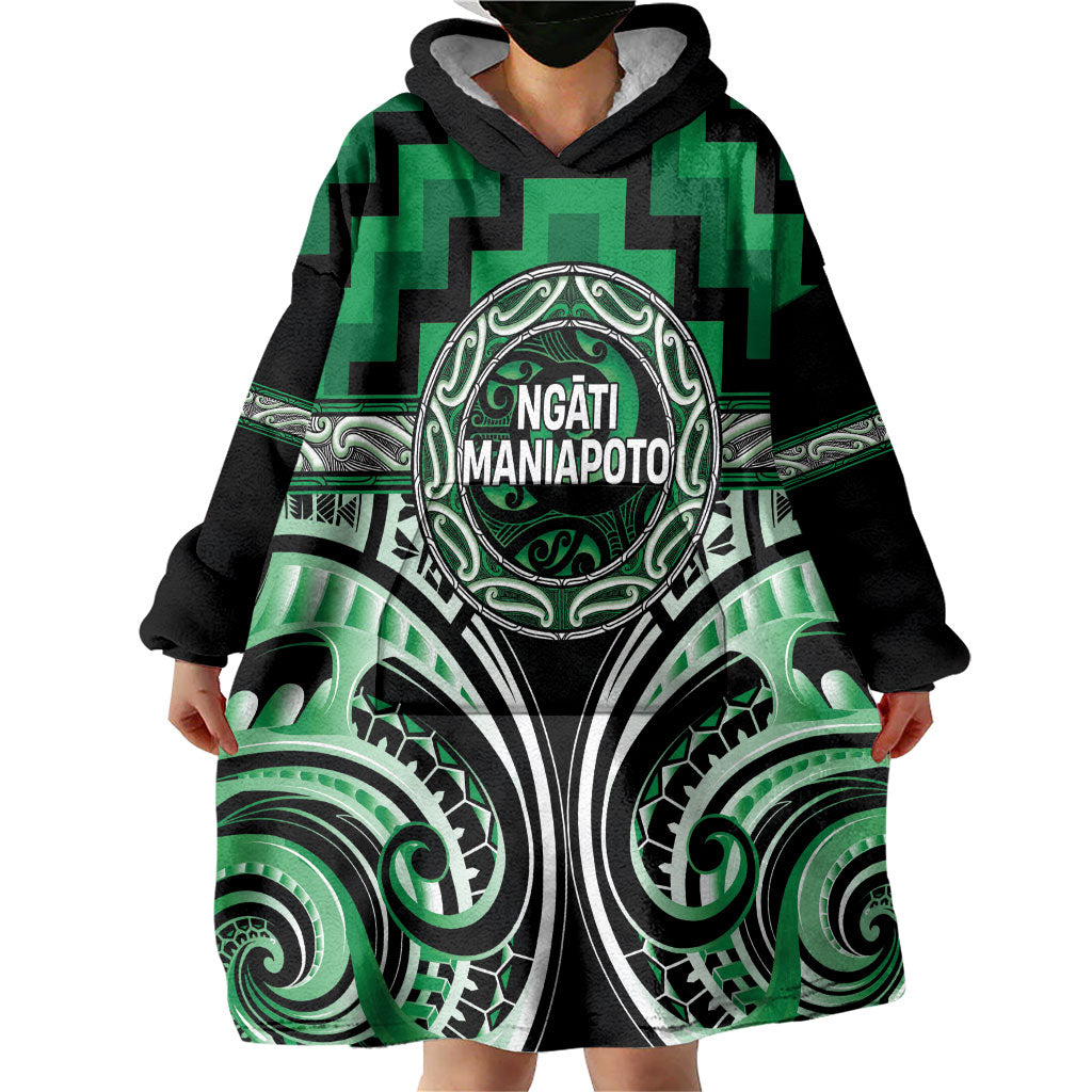 Aotearoa Ngati Maniapoto Personalised Wearable Blanket Hoodie Maori Iwi Poutama Puhoro Tattoo LT14 - Polynesian Pride