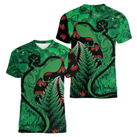 New Zealand Gecko Christmas Women V-Neck T-Shirt Meri Kirihimete Paua Shell Mix Pohutukawa LT14 - Polynesian Pride